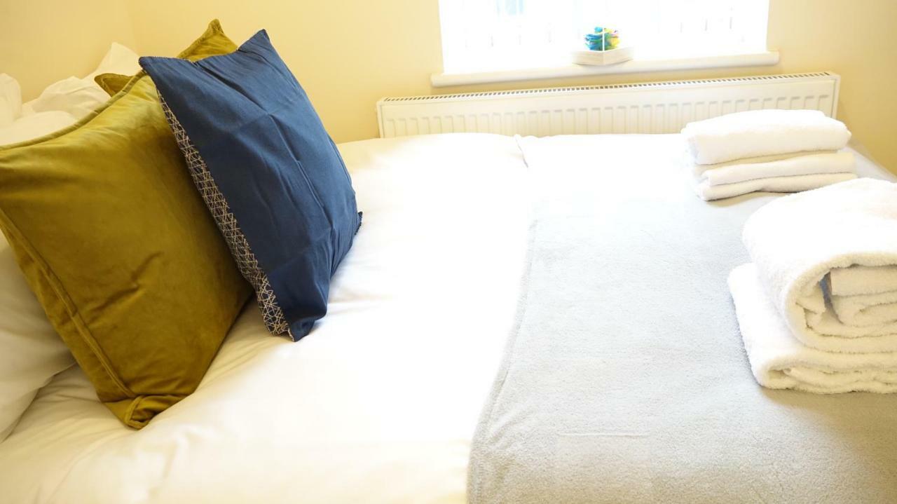 Heathrow Ensuite Rooms- Auto Check In لندن المظهر الخارجي الصورة