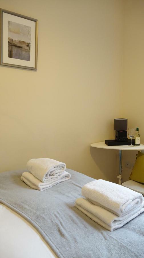 Heathrow Ensuite Rooms- Auto Check In لندن المظهر الخارجي الصورة