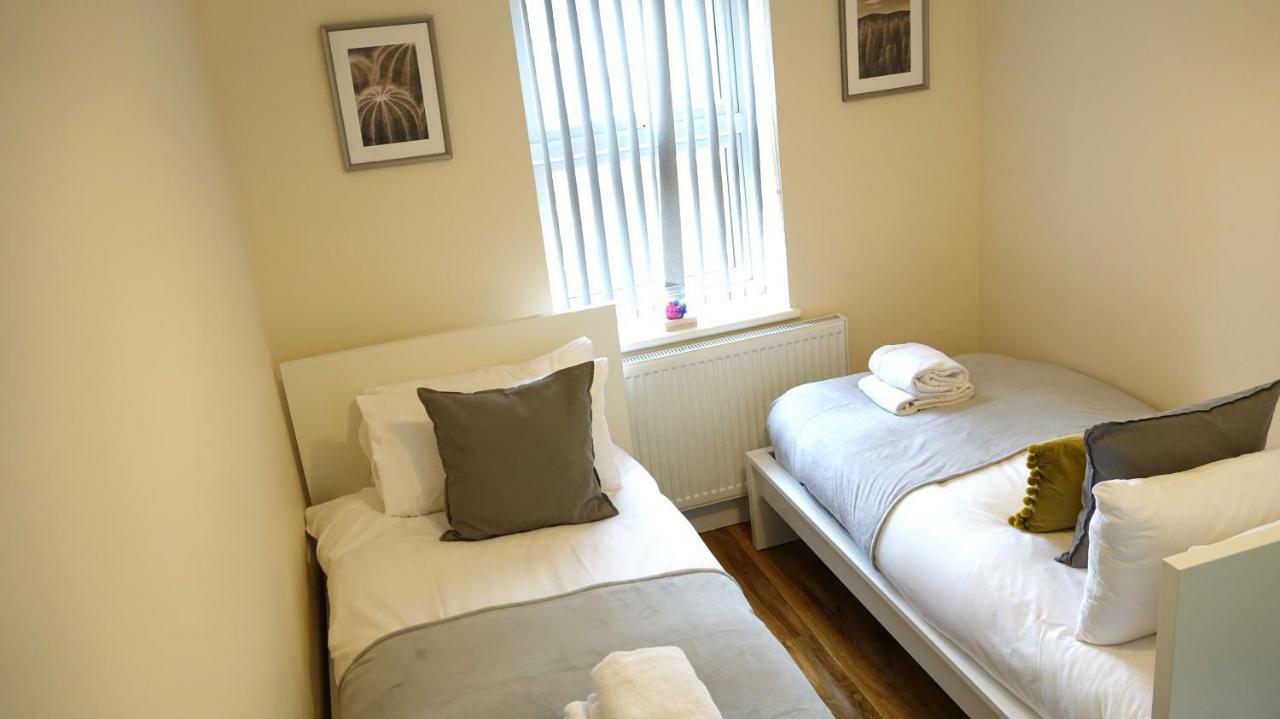 Heathrow Ensuite Rooms- Auto Check In لندن المظهر الخارجي الصورة