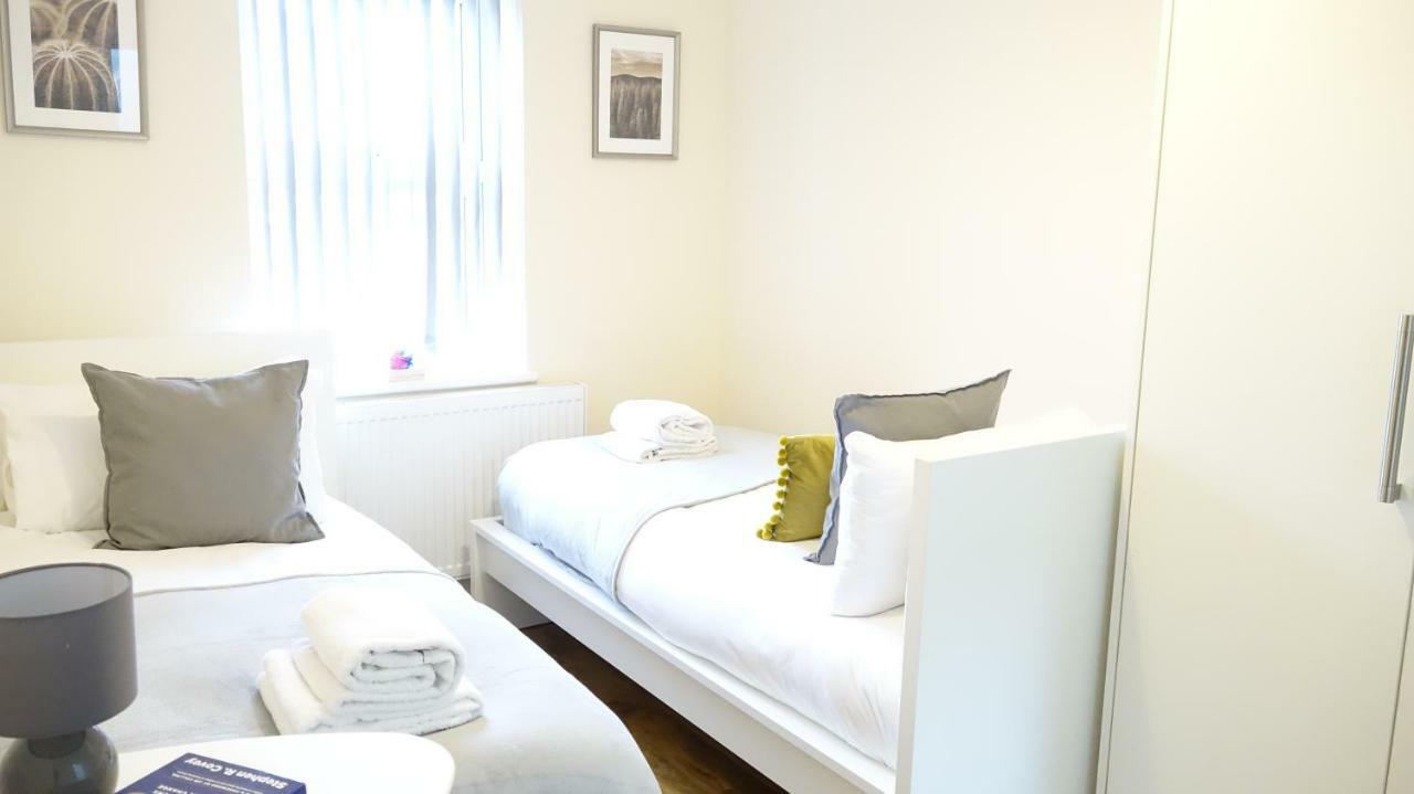 Heathrow Ensuite Rooms- Auto Check In لندن المظهر الخارجي الصورة