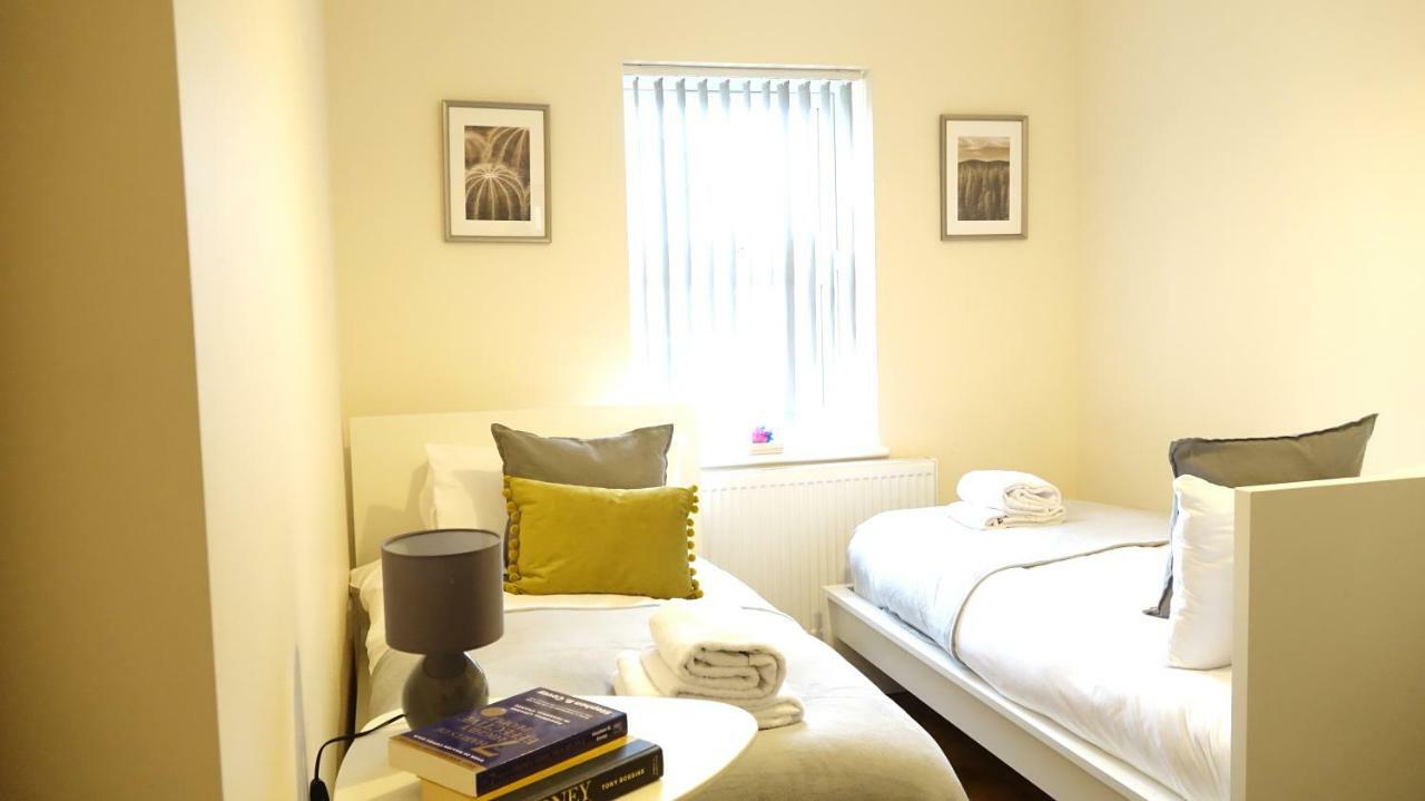 Heathrow Ensuite Rooms- Auto Check In لندن المظهر الخارجي الصورة