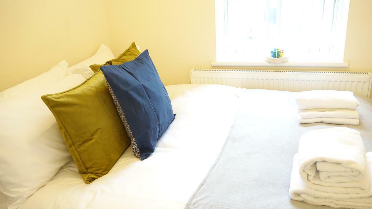 Heathrow Ensuite Rooms- Auto Check In لندن المظهر الخارجي الصورة