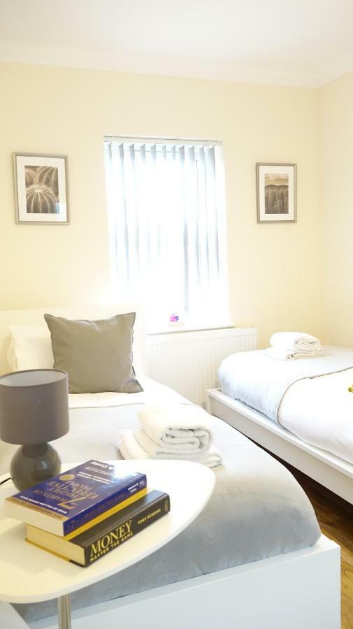 Heathrow Ensuite Rooms- Auto Check In لندن المظهر الخارجي الصورة