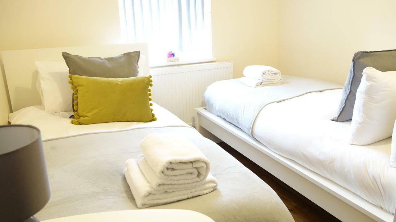 Heathrow Ensuite Rooms- Auto Check In لندن المظهر الخارجي الصورة